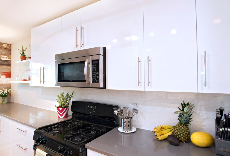 high gloss cabinets