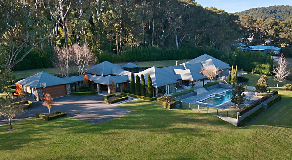 Luxury Acreage home designs