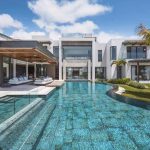 Navigating the Florida Housing Market: A Beginner’s Guide to Sunshine State Real Estate